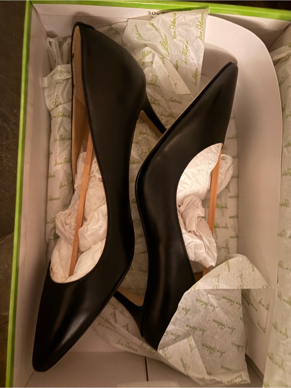 Sam Edelman Black Embossed Signature Shoe w/
Box